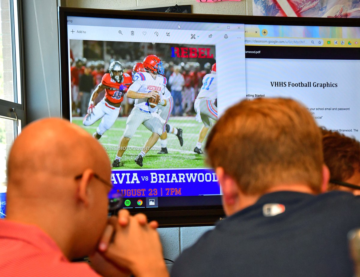 Sports marketing class preps students for variety of jobs
