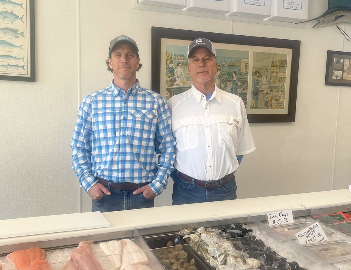 Sexton’s Seafood stays with family