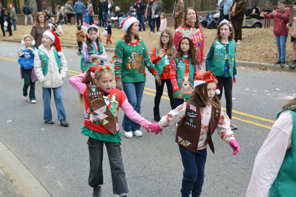 241208_VestaviaParade61.jpeg