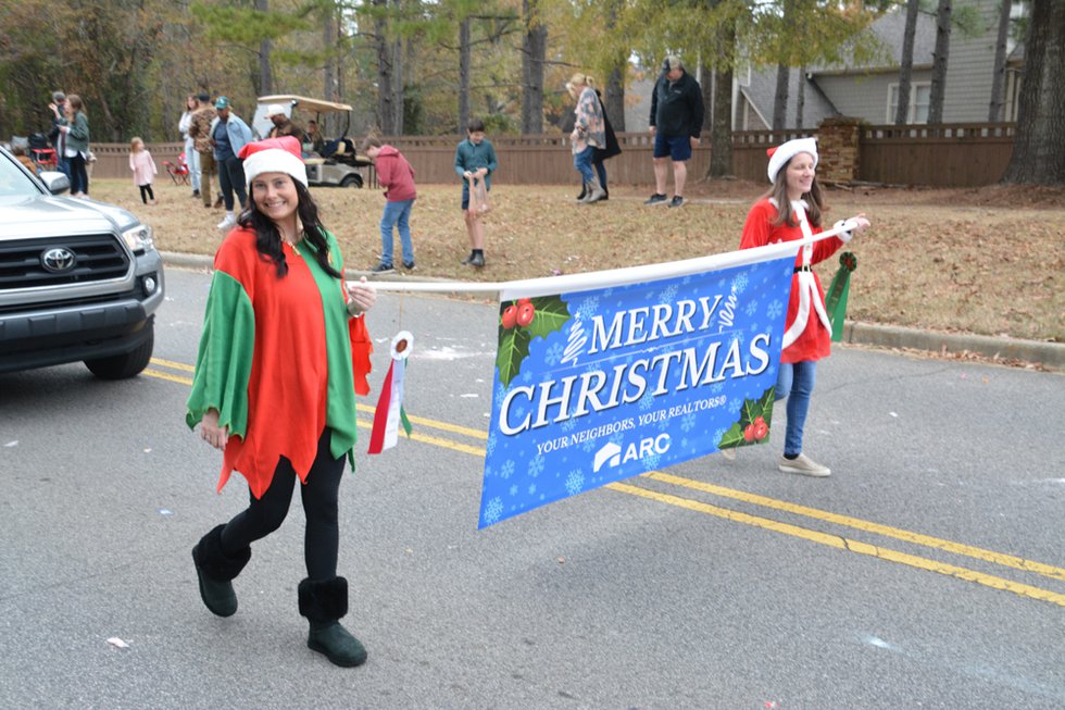 241208_VestaviaParade67.jpeg