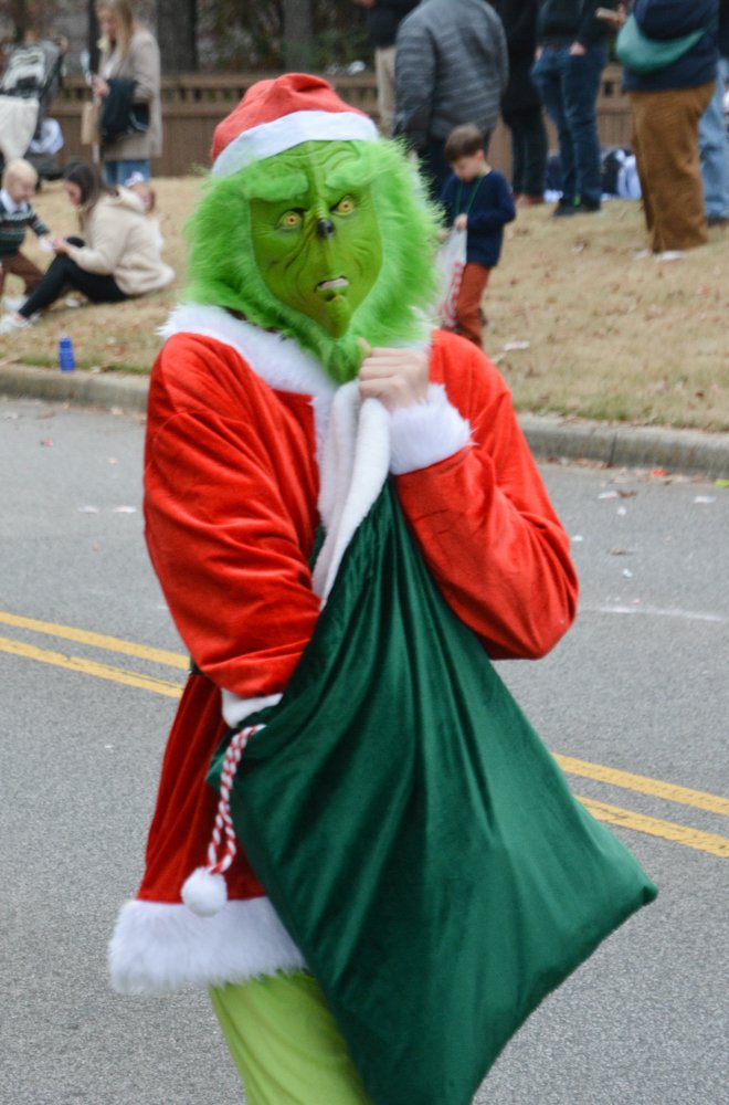 241208_VestaviaParade70.jpeg