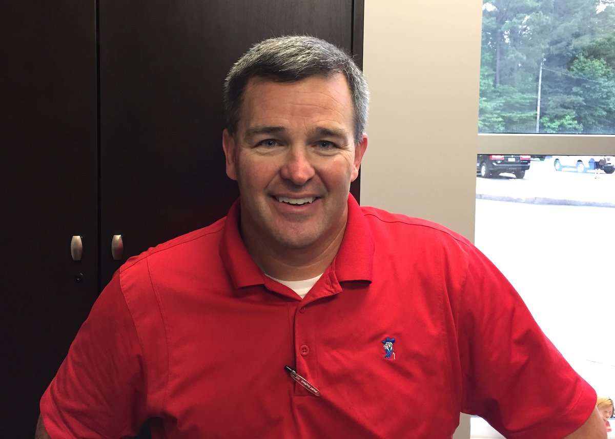 board-approves-new-vhhs-athletic-director-vestaviavoice